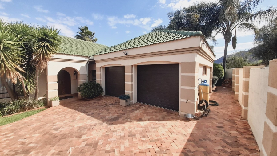 3 Bedroom Property for Sale in Kosmos Ridge North West